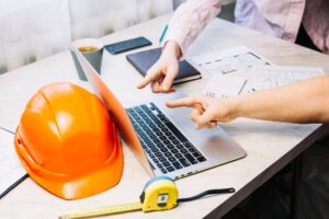 Smart Choices: A Guide to Selecting the Right Construction Management Software for Your Business